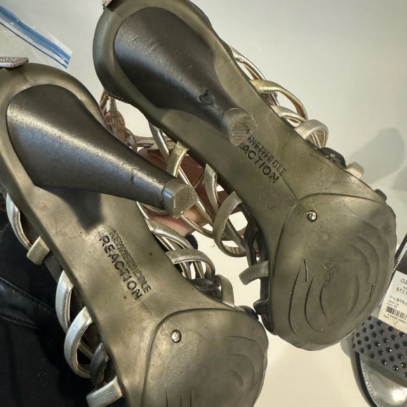 SOLD: Out of Stock - Picture 4 of 11